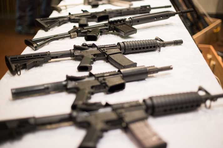 Projeto propõe sustar decreto que simplificou posse de armas — Senado  Notícias